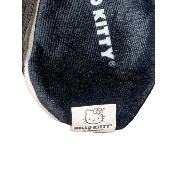 Creme Shop Hello Kitty 3D Plushie Sleep Mask - Picture 4 of 4